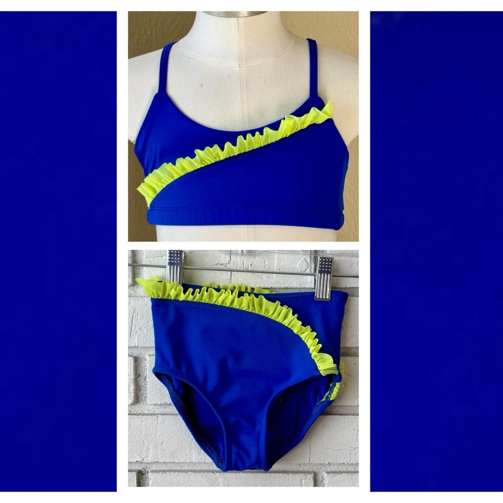 FIVE YS* Blue and Yellow Ruffle Dance Set